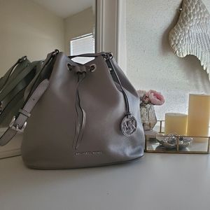 Michael kors authentic handbag